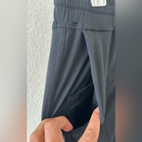 Outdoor Voices‎ Men's Black CloudKnit 7" Short SZ M - Picture 5 of 6